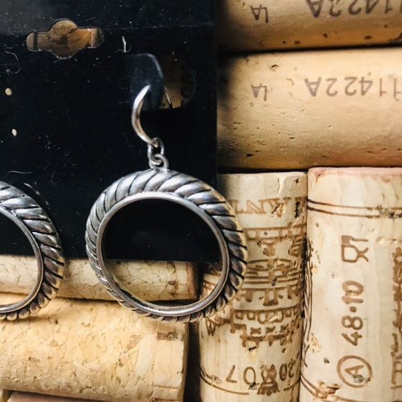 Statement Earrings - Picture 2 of 4